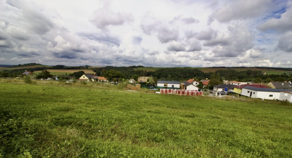 Stavební pozemek  721m² – Všenice 5